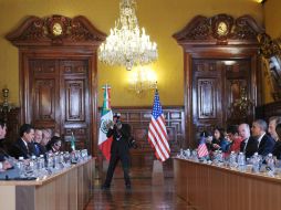 Peña se reúne en privado con Obama para luego dar una conferencia de prensa conjunta. AFP /