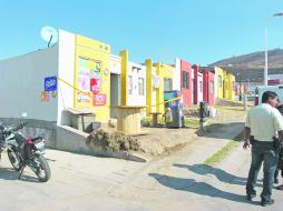 TLAJOMULCO DE ZÚÑIGA. Finca donde fue encontrado amordazado Luis González, en Puerta Citrino y Puerta Alejandría, Puerta Real. EL INFORMADOR /