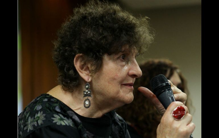 Glantz comparte su pasión por Twitter. ARCHIVO /