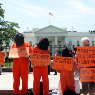 Activistas se unen en solidaridad con los presos de Guantánamo