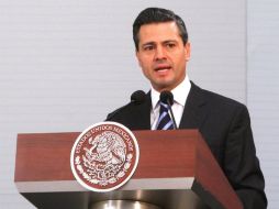 Enrique Peña Nieto afirma que la labor del periodista contribuye a la construcción de la democracia. ARCHIVO /