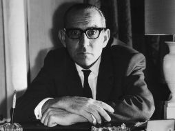 Hasta que finalice el año, la huella de Espriu se podrá seguir en los teatros, donde se representarán algunas de sus obras. ARCHIVO /