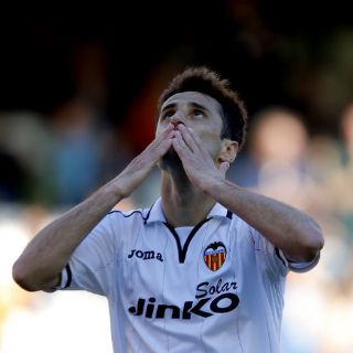 Valencia golea 4-0 al Osasuna