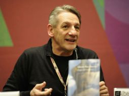 Al hablar sobre la literatura erótica, el autor comenta: lo que hago es una investigación de cómo viven el amor diferentes personas. ARCHIVO /