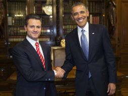 Barack Obama (d), Enrique Peña Nieto (i) durante su reunión en Palacio Nacional. ARCHIVO /