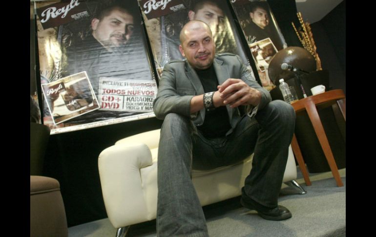 El cantante Reyli Barba interpretará sus grandes éxitos para celebrar a las madres en su día. ARCHIVO /