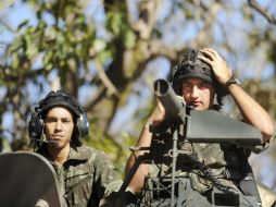 El programa de los militares prevé mantener contacto con unidades antiterroristas y acercarse a la policía encargada de la Casa Real. ARCHIVO /