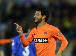 Vela se vuelve a hacer presente en el marcador para mantenerse como el máximo goleador de la Real Sociedad, con 13 dianas. AFP /