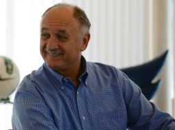 El estratega de la ''verdeamarella'' tiene la tarea de ganar el título en este torneo. AFP /