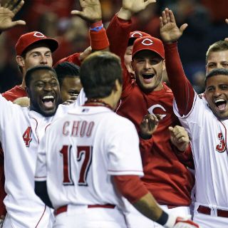 Los Rojos se imponen ante los Bravos