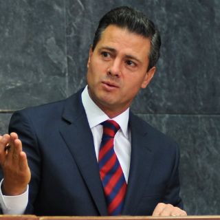 Fitch sube calificación crediticia de México