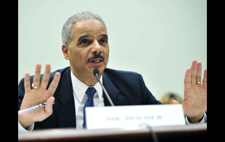Holder asegura que acusaciones ''han sido acordes con nuestras prioridades para luchar contra el robo de la propiedad intelectual''. ARCHIVO /