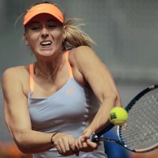 Sharapova llega a cuartos de final