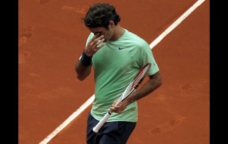 Roger Federer sigue sin poder ganar un torneo este 2013. AP /