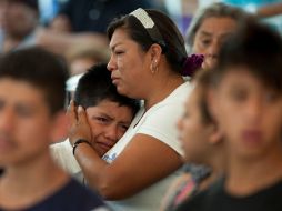 Ávila asegura que los apoyos económicos no compensan la pérdida de familiares, pero servirán para ayudar a los afectados. AP /