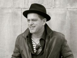 La presentación estuvo a cargo del músico tapatío Alfredo Sánchez. ARCHIVO /