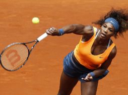 Serena Williams busca salir con el título en Madrid. EFE /