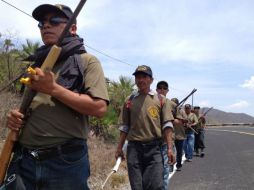 Las exigencias de la policía comunitaria consisten en la entrega de dos patrullas, ocho armas cortas y diez largas. ARCHIVO /