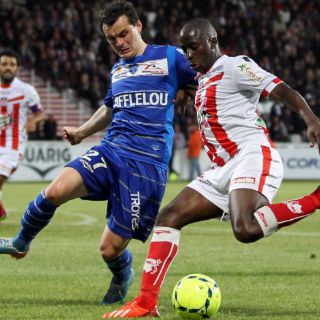 Ajaccio pierde y no confirma permanencia en Francia