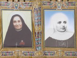 La Madre Lupita (i) y la Madre Laura (d) fueron canonizadas este domingo por Francisco. ESPECIAL /