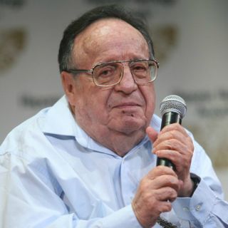 Chespirito debutará en Broadway