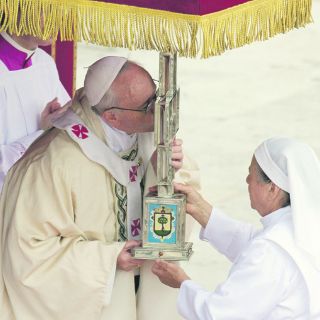 Celebran en la metrópoli a la nueva santa tapatía
