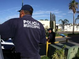 Los uniformados de Guasave paralizan sus actividades en reclamo por los arrestos. ARCHIVO /