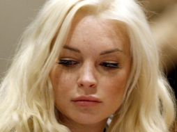 Si Lindsay Lohan sale del centro de rehabilitación sin terminar su tratamiento, irá directo a prisión. ARCHIVO /