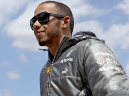 El piloto Lewis Hamilton tiene su peor carrera de la temporada al colocarse en el sitio 12 del GP de España. ARCHIVO /