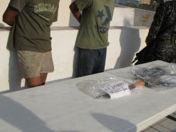 Uno fue aprehendido en las faldas del cerro de San Isidro; el otro, en su trabajo.  /