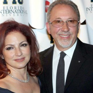 Gloria Estefan se reúne con el Papa