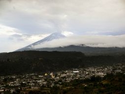 El Cenapred reporta crecimiento de domo del Popocatépetl. AFP /