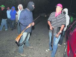 Los grupos de autodefensa ahora son el ''poder'' en Tepalcatepec. ESPECIAL /