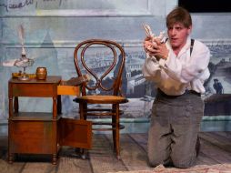 El actor, músico y cuentacuentos se adueñó del escenario para ofrecer una actuación memorable. NTX /