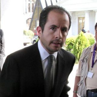 Nava rechaza fraude a Pemex; ''fui honrado'', dice