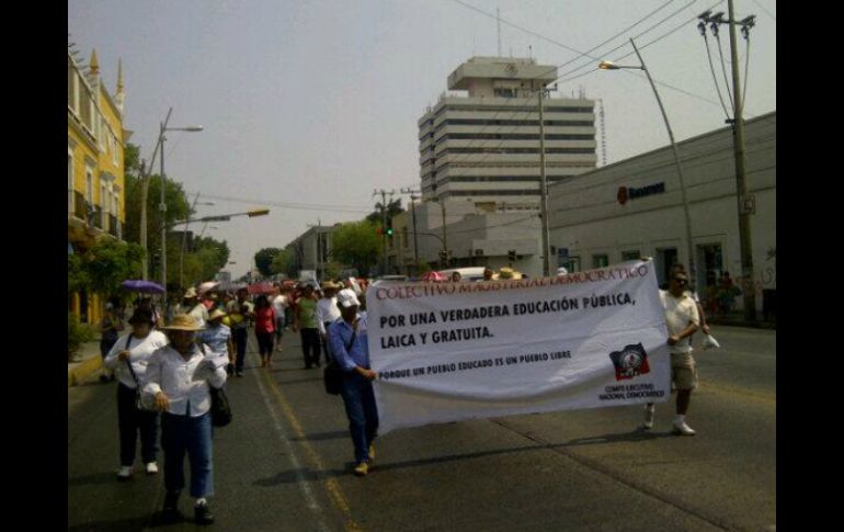 Profesores aseguran que hoy no es día de fiesta sino de ''lucha y de protesta''.  /