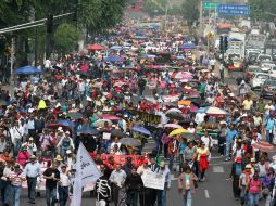 Los profesores señalan que seguirán manifestándose para evitar lo que consideran una privatización de la educación. NTX /