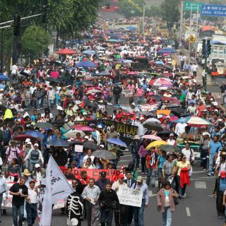 La CNTE protesta en el Zócalo y en la Suprema Corte