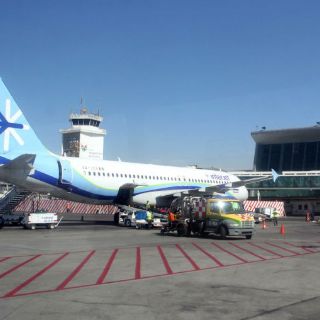 Prevén nuevo esquema de horarios en AICM para junio