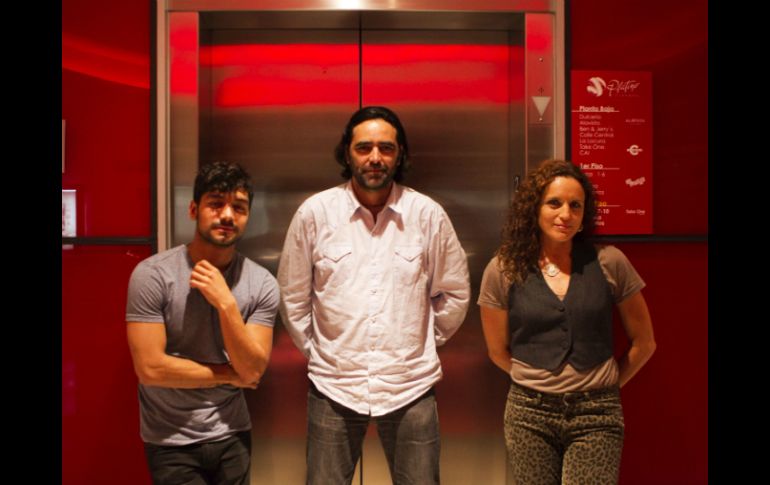 Christian Vázquez, Carlos Bolado y Claudette Maille.  /