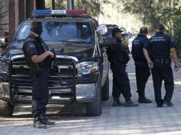 Los sujetos son detenidos por la Policía de Tlajomulco. ARCHIVO /