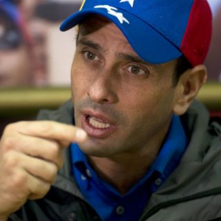 Capriles es denunciado ante justicia colombiana