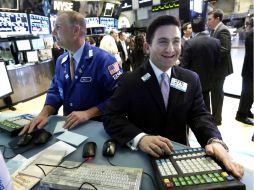 El mercado de EU alcanza nuevos récord en el Dow Jones y el S&P 500. ARCHIVO /