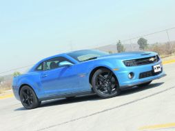 Tamaño Real. Porque también los adultos quieren jugar con sus “carritos”, existe este Camaro edición especial Hot-Wheels.  /