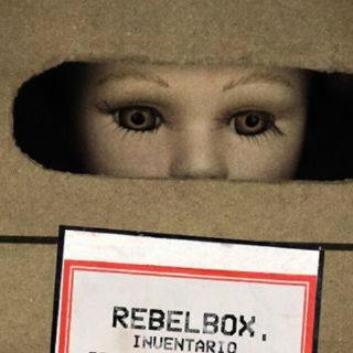 La belleza de la locura se explora en Rebelbox