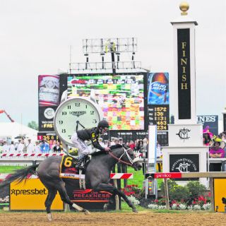 ''Oxbow'' acaba con el sueño de la Triple Corona