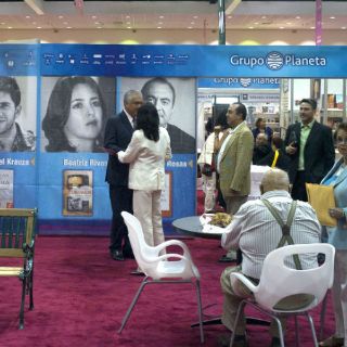 Rebasó expectativas Feria del Libro en Español de Los Ángeles: Schulz