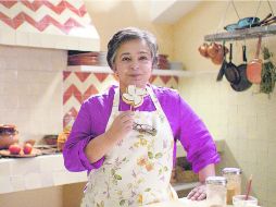 Ana Martin interpreta a ''Doña Tere'', una mujer que debe rescatar el prestigio de su restaurante luego de sufrir la pérdida de su hija ESPECIAL /