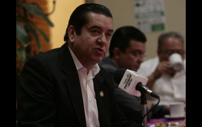 Alatorre Ozuna explicó que en octubre se llevará a cabo la Convención Nacional del Parlamento, donde se darán resultados de los foros. ARCHIVO /