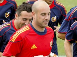 Pepe Reina tiene tres años más de contrato con el Liverpool. ARCHIVO /